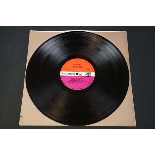 414 - Vinyl - 4 Original UK pressing albums on the Atlantic Plum label to include: Led Zeppelin (Version 7... 