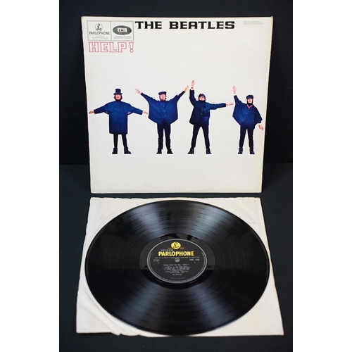 421 - Vinyl - 7 The Beatles LPs all with yellow/black Parlophone labels to include Rubber Soul x 2 (one st... 