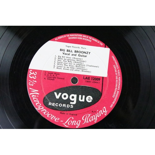 374 - Vinyl - 3 UK pressing Blues albums on Vogue Records to include: Brownie McGhee - Lightnin' Hopkins -... 