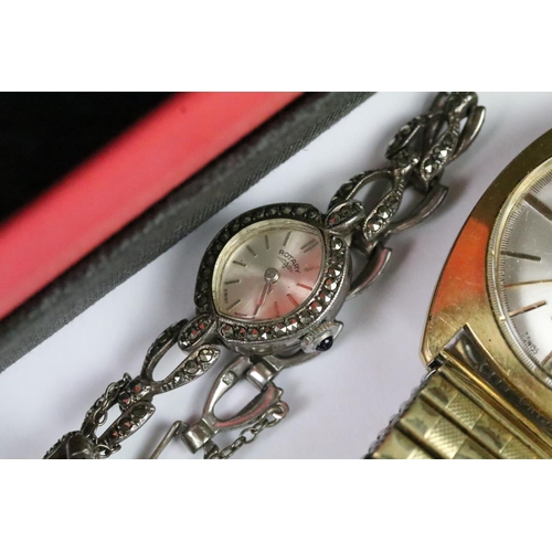 190 - Group of vintage watches to include a Mondaine automatic incabloc, Rotray watch, Citizen , Rotary si... 