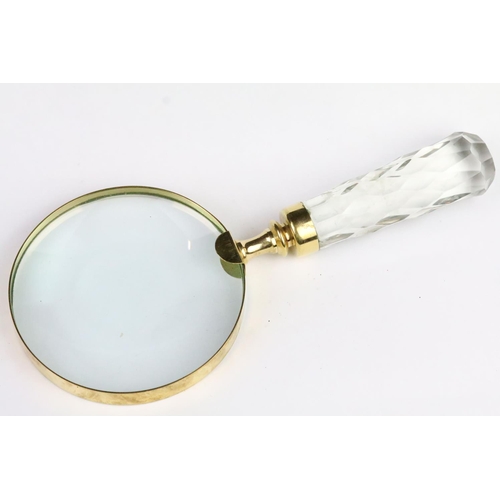 275 - Large hand held magnifying glass