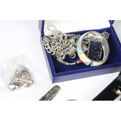 340 - Collection of silver and costume jewellery to include a silver vesta case, silver double curb link b... 