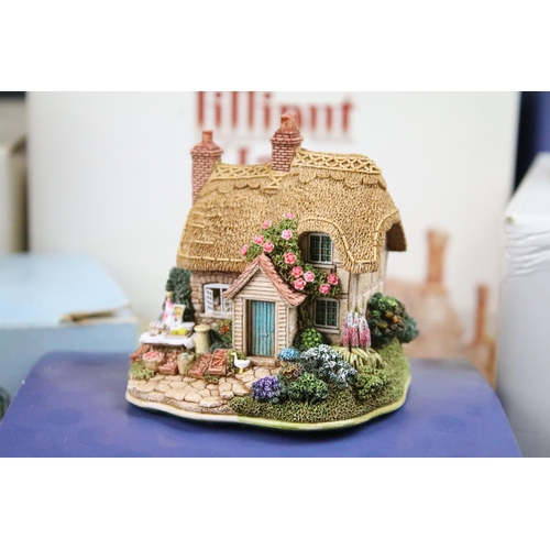 91 - Collection of Lilliput Lane cottage figurines in their original packaging, to include 'The Good Life... 