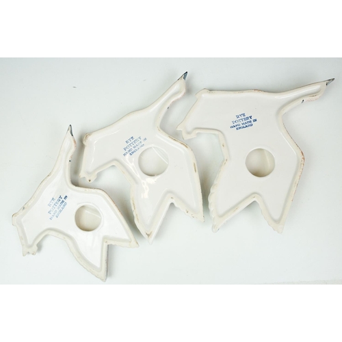 24 - Set of three Rye Pottery graduating ceramic wall plaques modelled as geese, largest approx 19cm wide