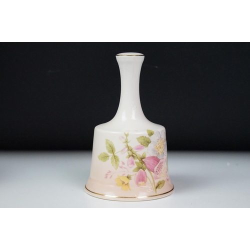 25 - Late 19th / early 20th century Royal Worcester blush ivory pot pourri vase (approx 13cm tall) and su... 