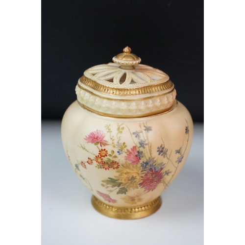 25 - Late 19th / early 20th century Royal Worcester blush ivory pot pourri vase (approx 13cm tall) and su... 