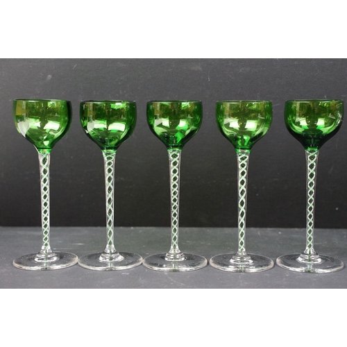 42A - Set of helix twist stemmed sherry glasses to include five green bowl glasses and four with clear bow... 