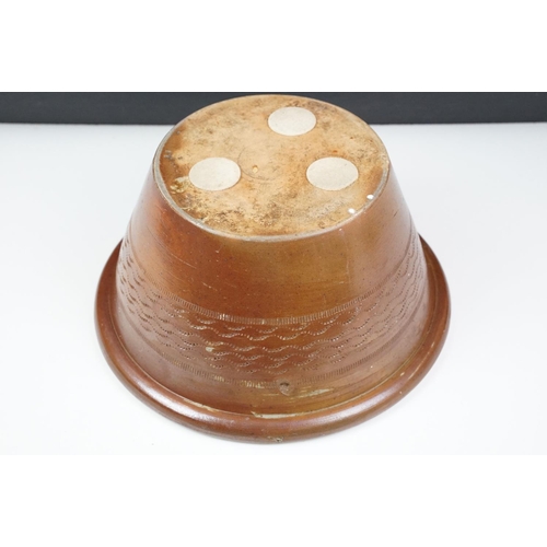 48 - Salt-glazed Dairy or Proving Bowl with incised decoration to the sides, 32cm wide x 16cm high