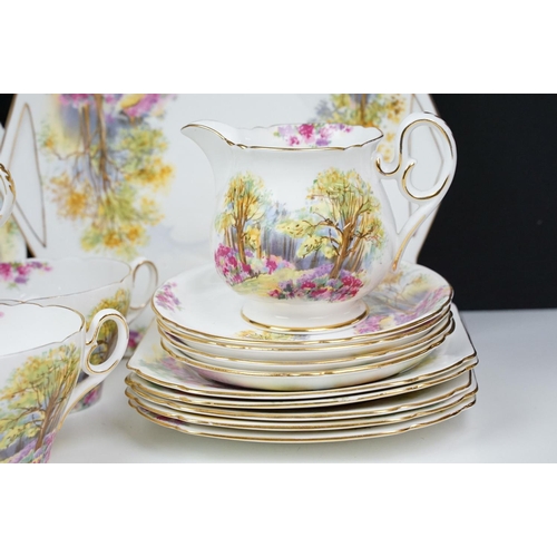 65 - Shelley ' Englands Charm ' pattern tea set comprising 6 tea cups & saucers, 6 tea plates, milk jug, ... 