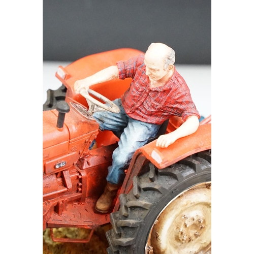 69 - Border Fine Arts 'Reversible Ploughing' limited edition figurine number 1042 of 1500 pieces. Complet... 