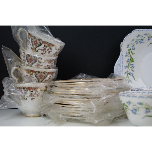 75 - Collection of china to include a part Shelley harebell pattern tea service decorated with blue flora... 