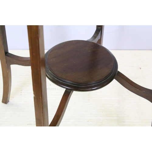 642 - Early 20th century circular mahogany inlaid occasional table, with tier below on splayed legs, 70.5c... 