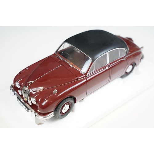 1083 - Two boxed Model Icons 1/18 scale diecast models to include 701001 Special Edition Inspector Morse Ja... 