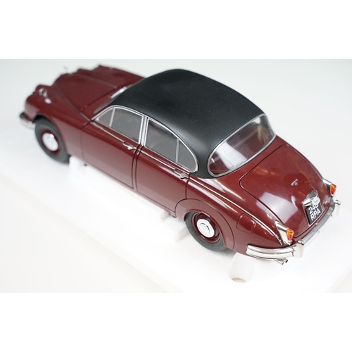 1083 - Two boxed Model Icons 1/18 scale diecast models to include 701001 Special Edition Inspector Morse Ja... 