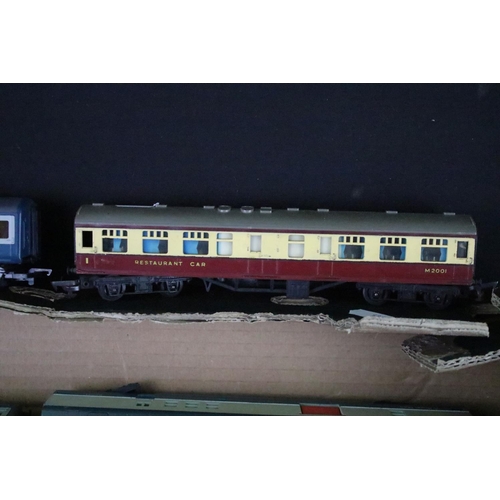 119 - Over 50 OO gauge items of rolling stock to include coaches, wagons, tankers and vans plus a Bachmann... 