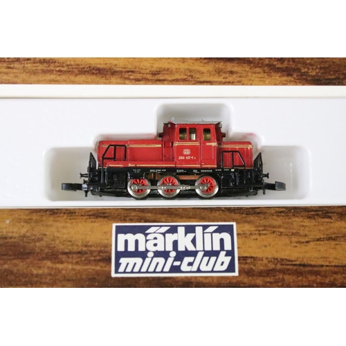 17 - Three boxed Marklin Mini Club Z gauge locomotives to include 8857, 8864 and 8858
