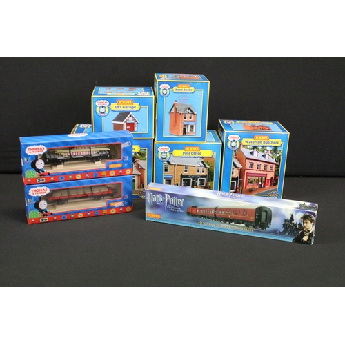 176 - Seven boxed Hornby OO gauge Thomas & Friends accessories to include R9214 Circus Flatbed, R9215 Circ... 