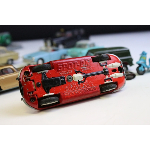 1331 - Nine Triang Spot On play worn diecast models to include Friskysport, Austin Taxi FX4, Austin Healey ... 