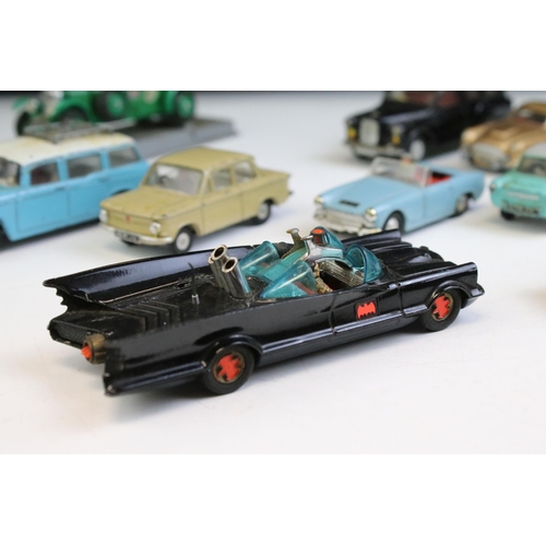 1331 - Nine Triang Spot On play worn diecast models to include Friskysport, Austin Taxi FX4, Austin Healey ... 