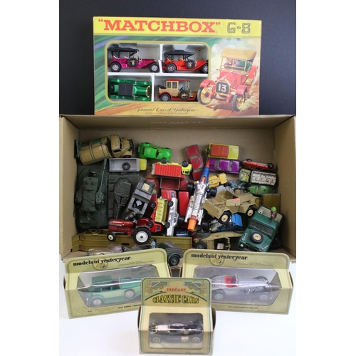 1334 - 39 play worn diecast models to include Matchbox 75 Series, Corgi Juniors, Dinky, Britains, etc featu... 