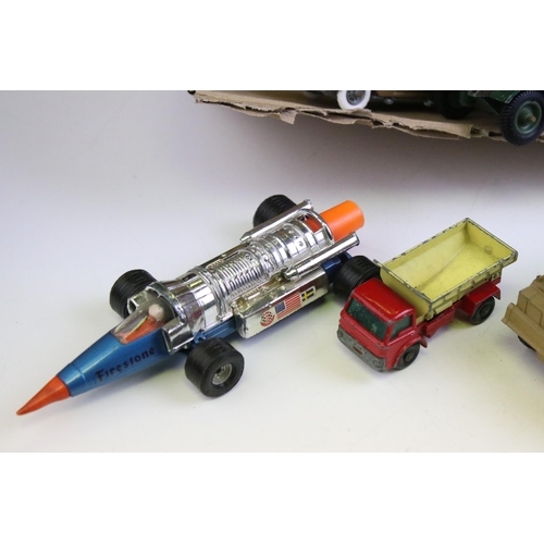 1334 - 39 play worn diecast models to include Matchbox 75 Series, Corgi Juniors, Dinky, Britains, etc featu... 