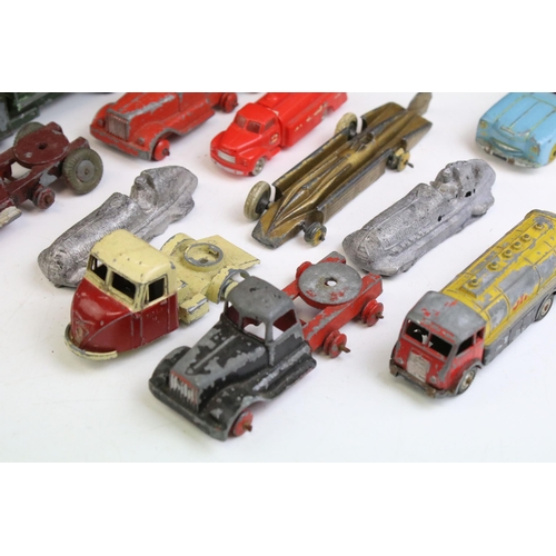 1345 - 22 Pre war to mid 20th C play worn diecast models to include CIJ, Crescent, Timpo, Charbens, TT, Rob... 