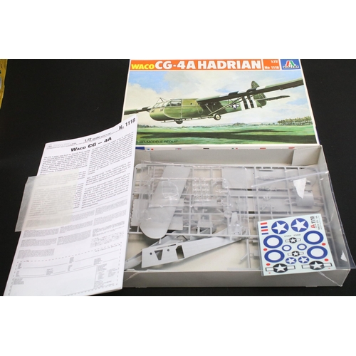 316 - 12 Boxed Italeri 1/72 plastic model plane kits to include 127 C-47 Skytrain, 1335 Stirling MK I, 130... 