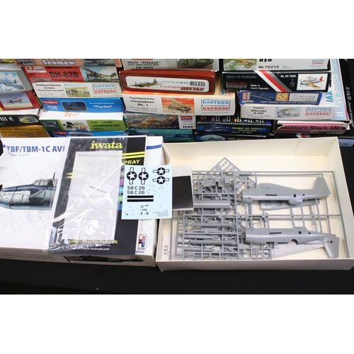 324 - 48 Boxed plastic model kits to include Academy, Accurate Miniatures, Mirage Hobby, Premiere, AZ Mode... 