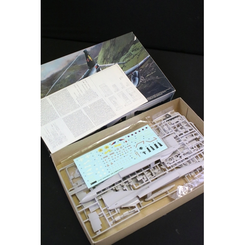 326 - 19 Boxed plastic model kits to include 4 x Fujimi, 3 x Eduard, 1 x Kitty Hawk, 1 x Panda Models, 1 x... 