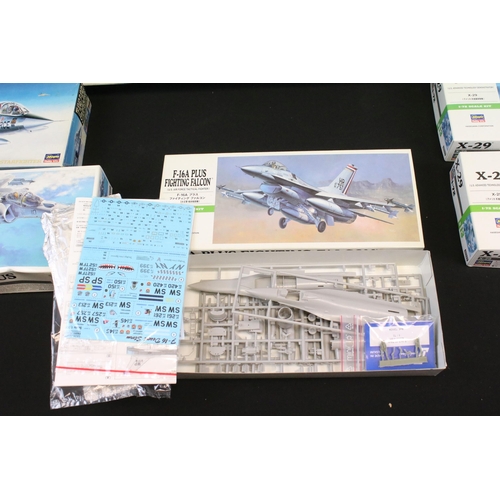 328 - 13 Boxed Hasegawa plastic model kits to include 1/450 Japanese Navy Aircraft Carrier Shinano, 1/48 0... 