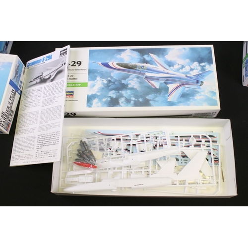 328 - 13 Boxed Hasegawa plastic model kits to include 1/450 Japanese Navy Aircraft Carrier Shinano, 1/48 0... 