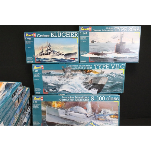 329 - 23 Boxed Revell plastic model kits, all relating to sea warfare, to include 1/72 05051 German Fast A... 