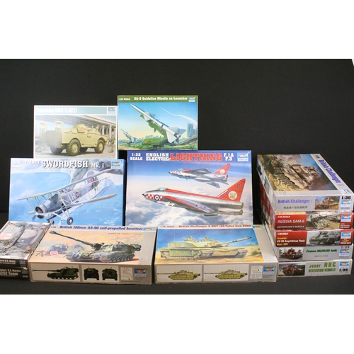 331 - 13 Boxed 1/32 - 1/35 Trumpeter plastic military model kits to include 03207 Fairey Swordfish Mk I, 0... 