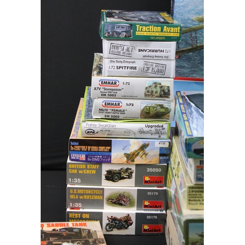 332 - 37 Boxed plastic model kits to include Special Hobby, Roden, Eastern Express, Master Hobby Kits, Air... 