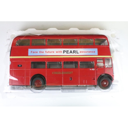 1019 - Two boxed ltd edn Sun Star 1/24 scale diecast model Routemaster buses to include 2905 RM 686 WLT 686... 