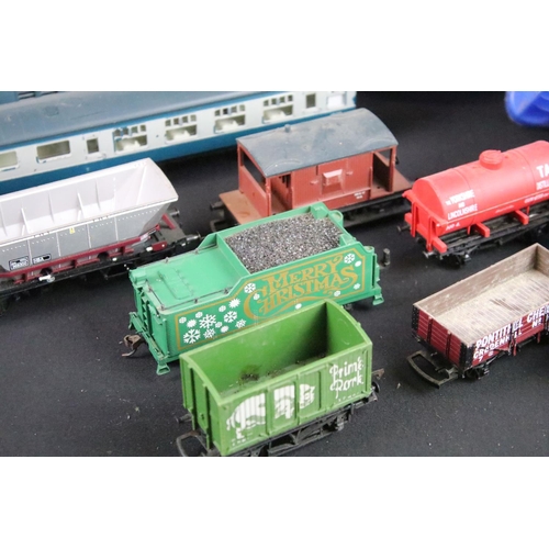 119 - Over 50 OO gauge items of rolling stock to include coaches, wagons, tankers and vans plus a Bachmann... 