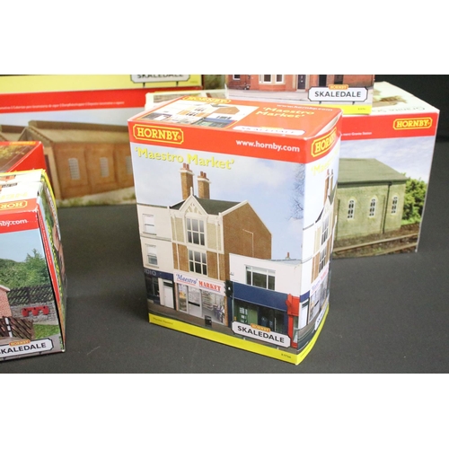 183 - 16 Boxed Hornby Skaledale OO gauge trackside buildings to include ltd edn Coaling Tower, R9822 Steam... 