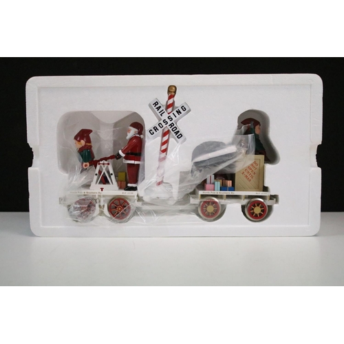 190 - Boxed The Original Bachmann Big Haulers G scale 96241 GG Christmas Hand Car #2 w/ Santa, Elf & PKGS