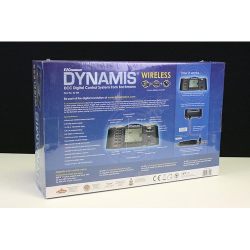 192 - Sealed boxed Bachmann 36505 EZ Command Dynamis Wireless DCC Digital Control System