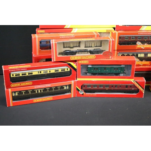 204 - 35 Boxed Hornby OO gauge items of rolling stock to include RR6473 Triple Mineral Wagon Pack, R4388 L... 