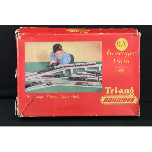 144 - 11 Boxed Triang OO gauge model railway to include R1X Passenger Train, R78 Girder Bridge, 2 x R25 Vi... 