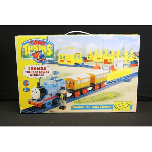 156 - Group of Tomy Thomas & Friends model railway to include Tomica World 7409 Talk n Action Magic Rail S... 