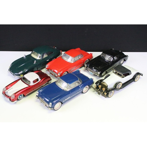 1304 - Six 1/18 - 1/24 scale tin plate metal models including a friction drive red/white car with driver (m... 