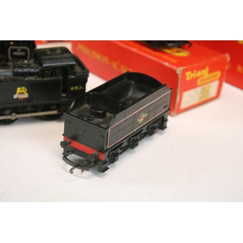 230 - Three boxed Triang OO gauge locomotives to include R159 Double Ended Diesel, R353 Yard Switcher and ... 