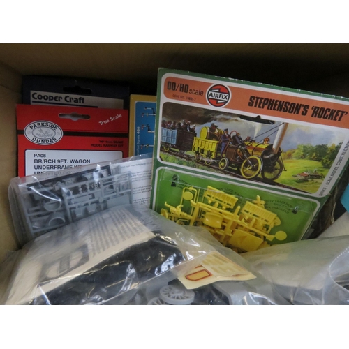 240 - Collection of OO gauge model railway accessories to include plastic kits and scenery featuring Peco,... 