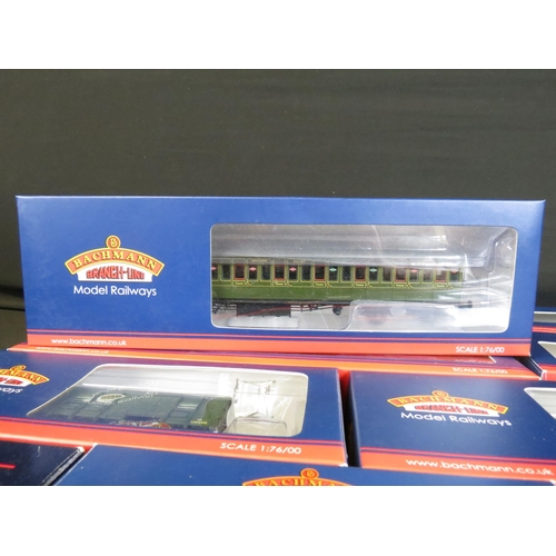 245 - 16 Boxed Bachmann OO gauge items of rolling stock to include 39-611, 37-076K, 39-621, 39-525A, 37-20... 