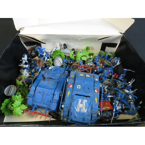 378 - Games Workshop / War Gaming - Collection of plastic and metal figures and accessories, all painted o... 