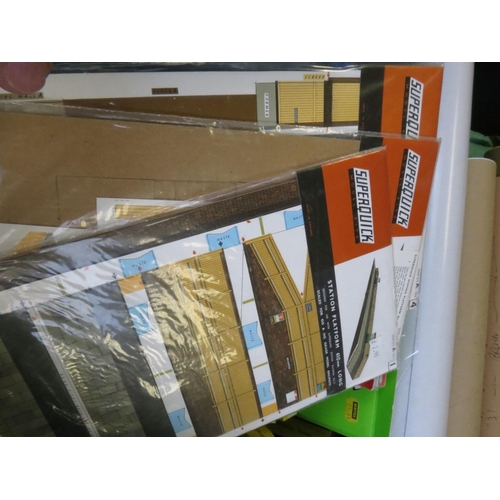 233 - Quantity of OO gauge model railway accessories, mainly boxed/carded examples featuring Metcalfe and ... 