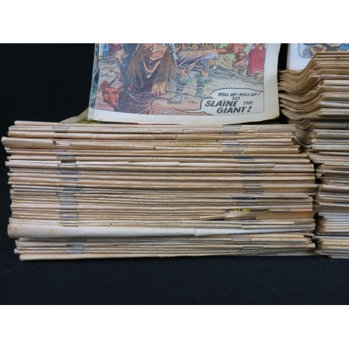 413 - Comics - Collection of 2000 A.D comics including issues 2 to 372, missing issues 24, 71, 106, 109, 1... 