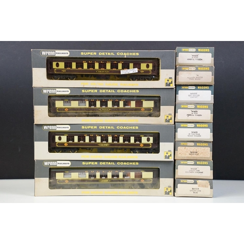 49 - 12 Boxed Wrenn OO gauge items of rolling stock to include 4 x Super Detail Coaches and 8 x Super Det... 